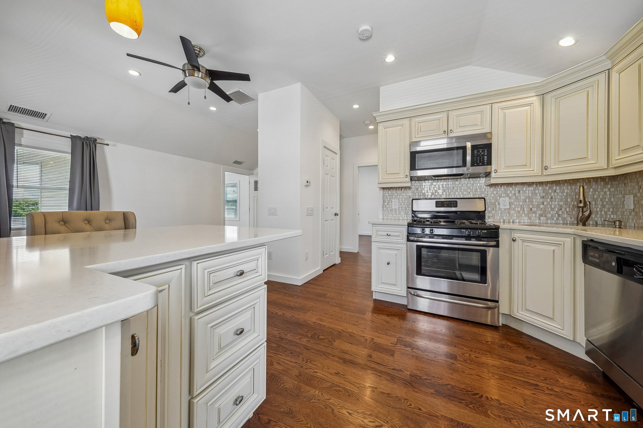 10 Wells Avenue Stamford CT 06902