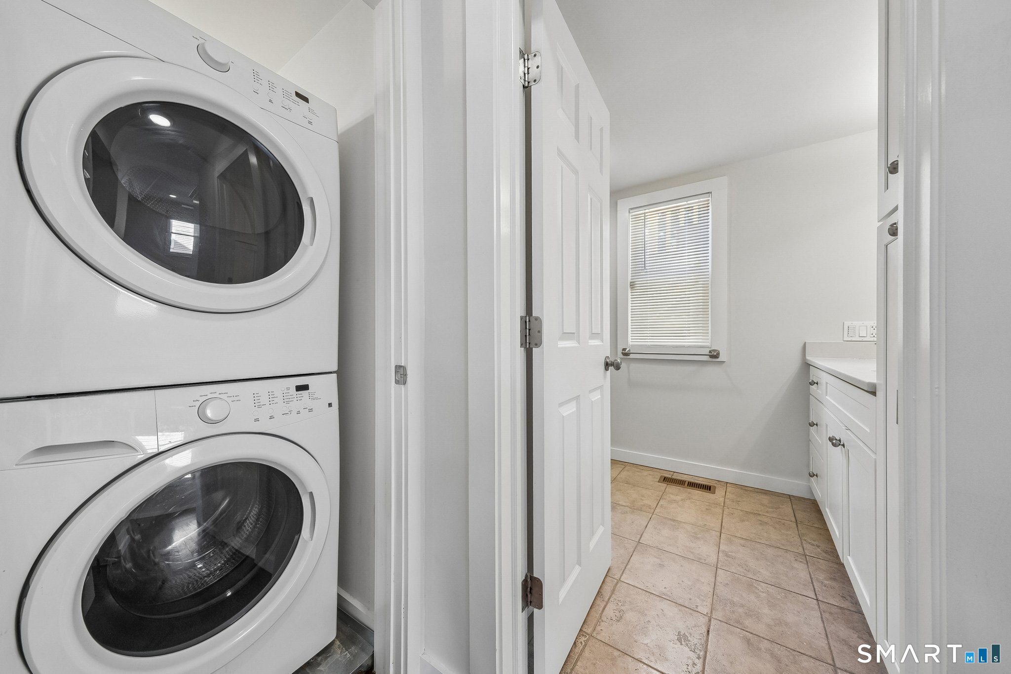 10 Wells Avenue Stamford CT 06902