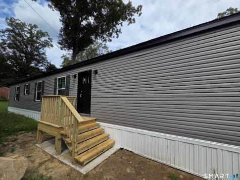 303 Mohegan Park Road Norwich CT 06360