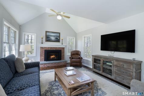 51 Fawn Hill Road Killingworth CT 06419
