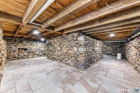 25 Old Turnpike Road Mansfield CT 06268