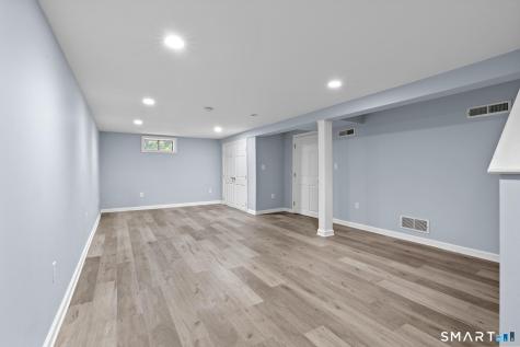 23 Lawton Drive Simsbury CT 06070