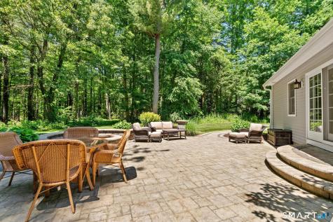 23 Lawton Drive Simsbury CT 06070