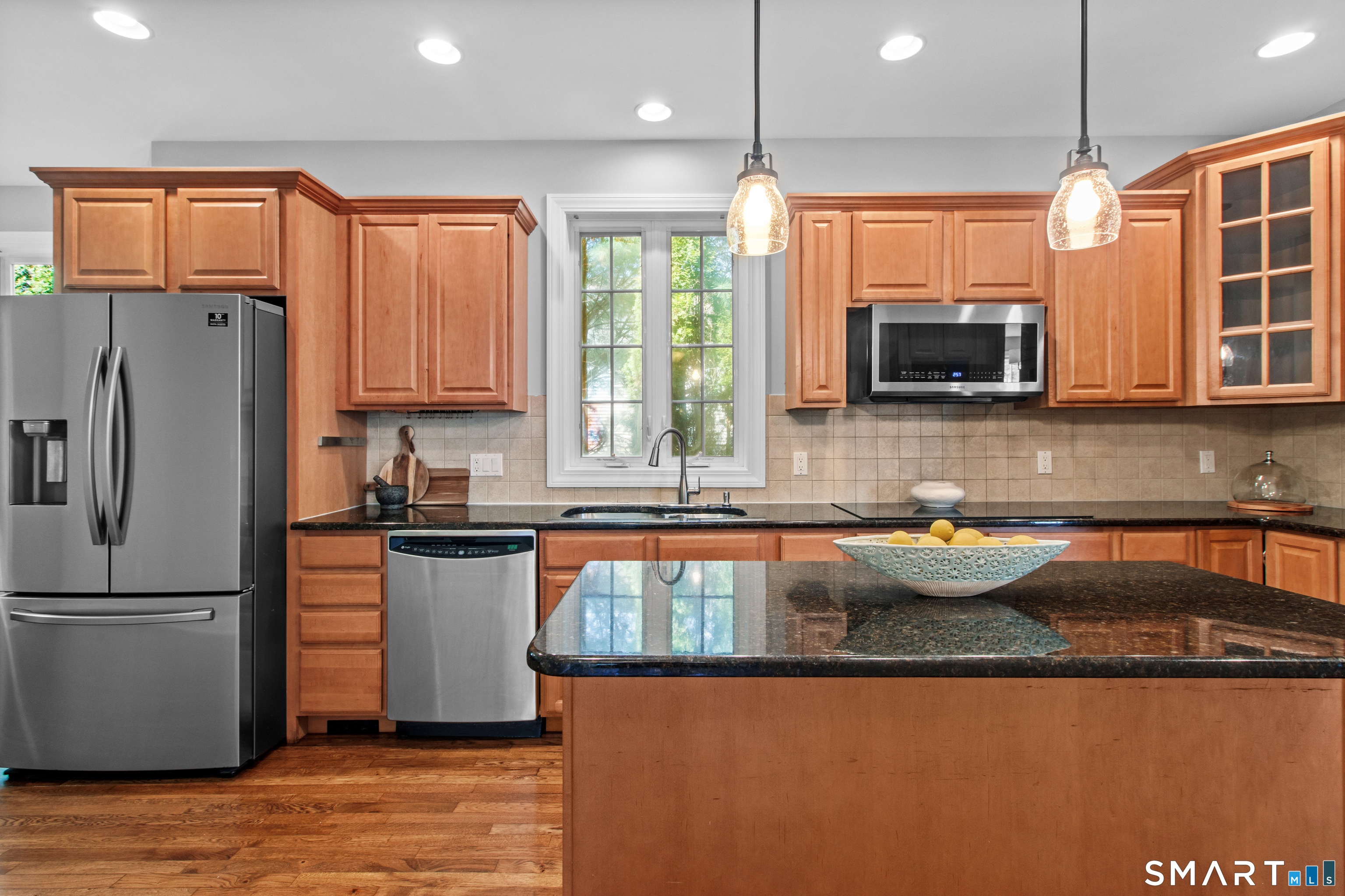 2 Rustic Oak Farmington CT 06085