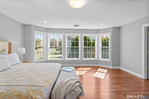 2 Rustic Oak Farmington CT 06085