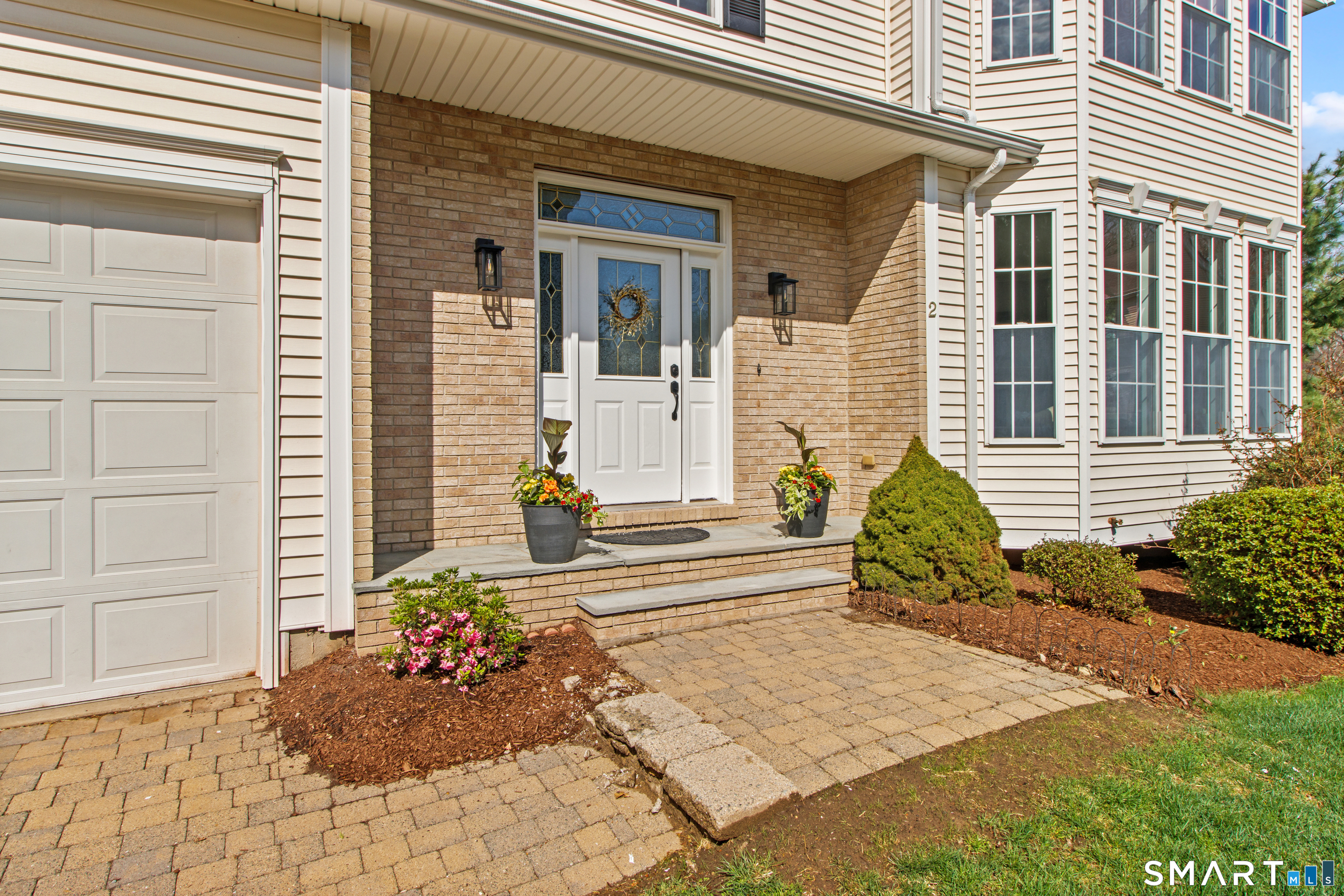 2 Rustic Oak Farmington CT 06085