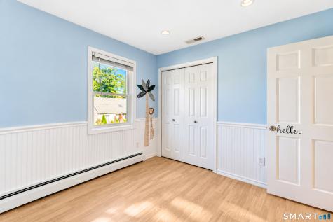 9 Hopkins Court Branford CT 06405