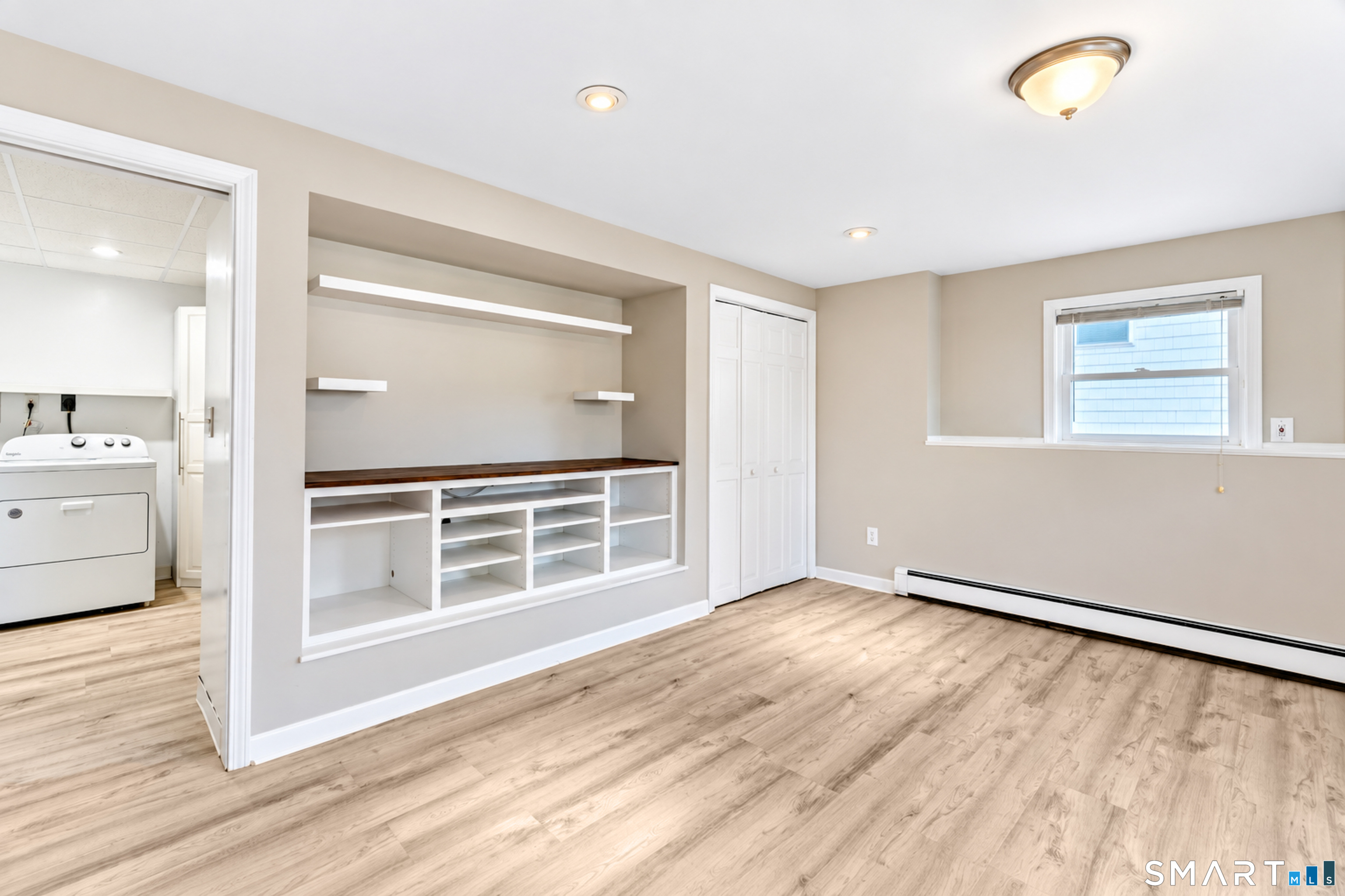 9 Hopkins Court Branford CT 06405