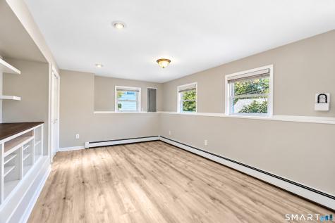 9 Hopkins Court Branford CT 06405