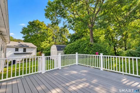 9 Hopkins Court Branford CT 06405