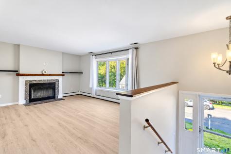 9 Hopkins Court Branford CT 06405
