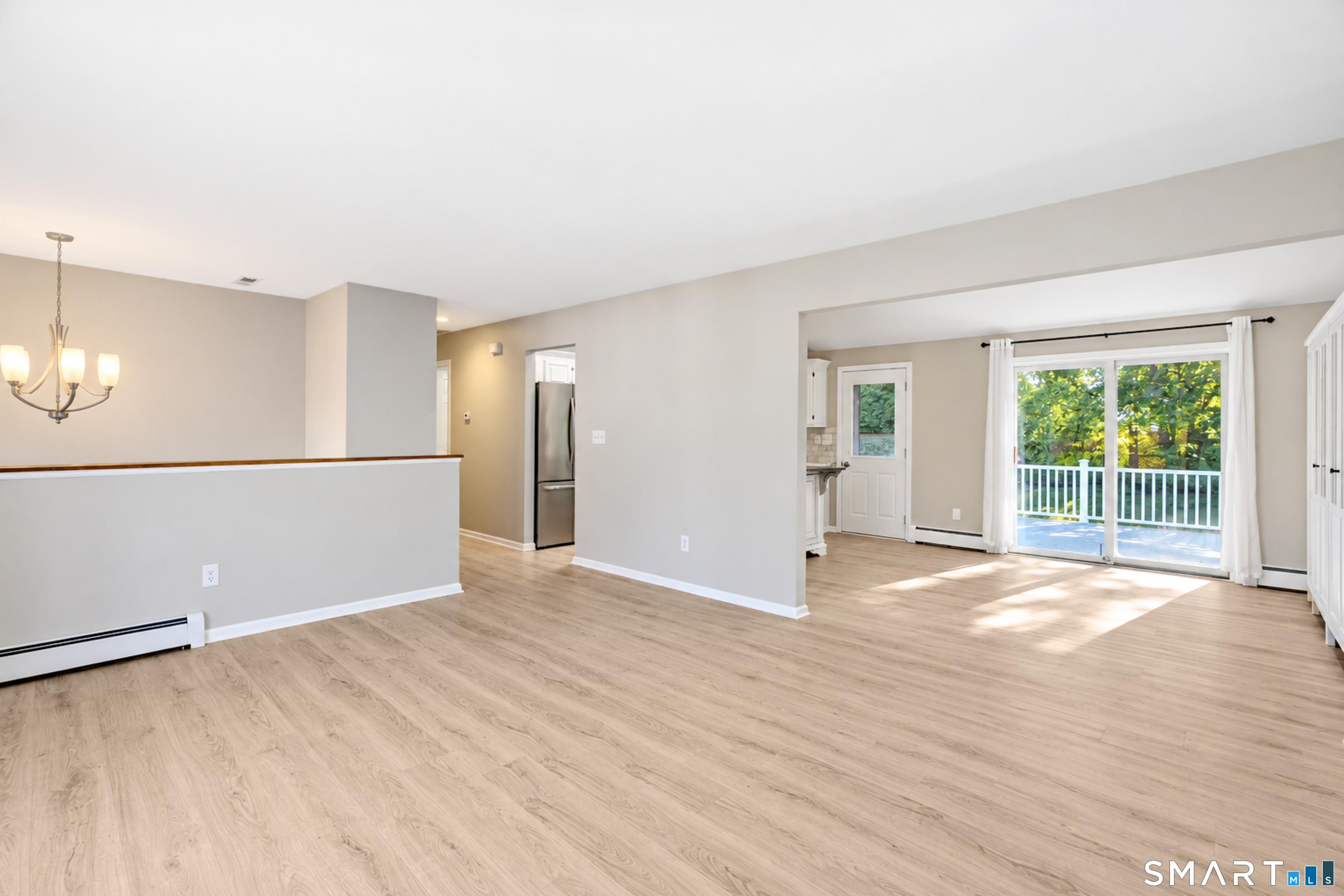 9 Hopkins Court Branford CT 06405