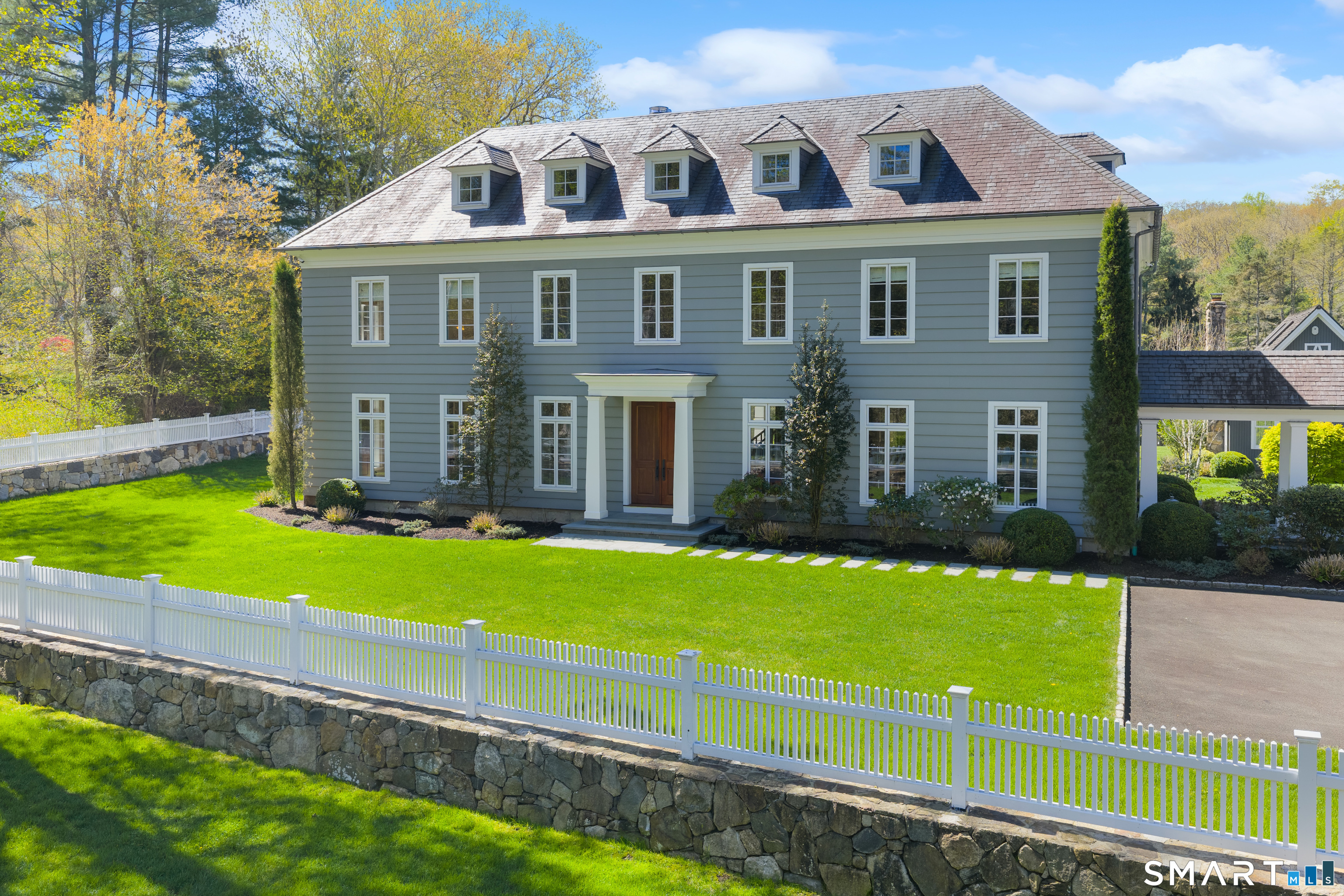 24 Llewellyn Drive New Canaan CT 06840