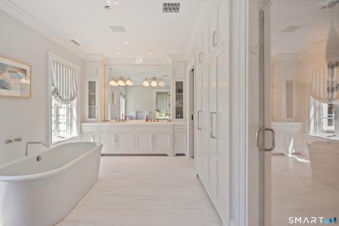 24 Llewellyn Drive New Canaan CT 06840