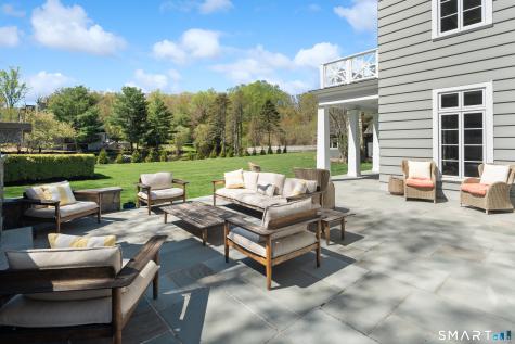 24 Llewellyn Drive New Canaan CT 06840