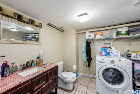 121 Fourth Street Hamden CT 06514
