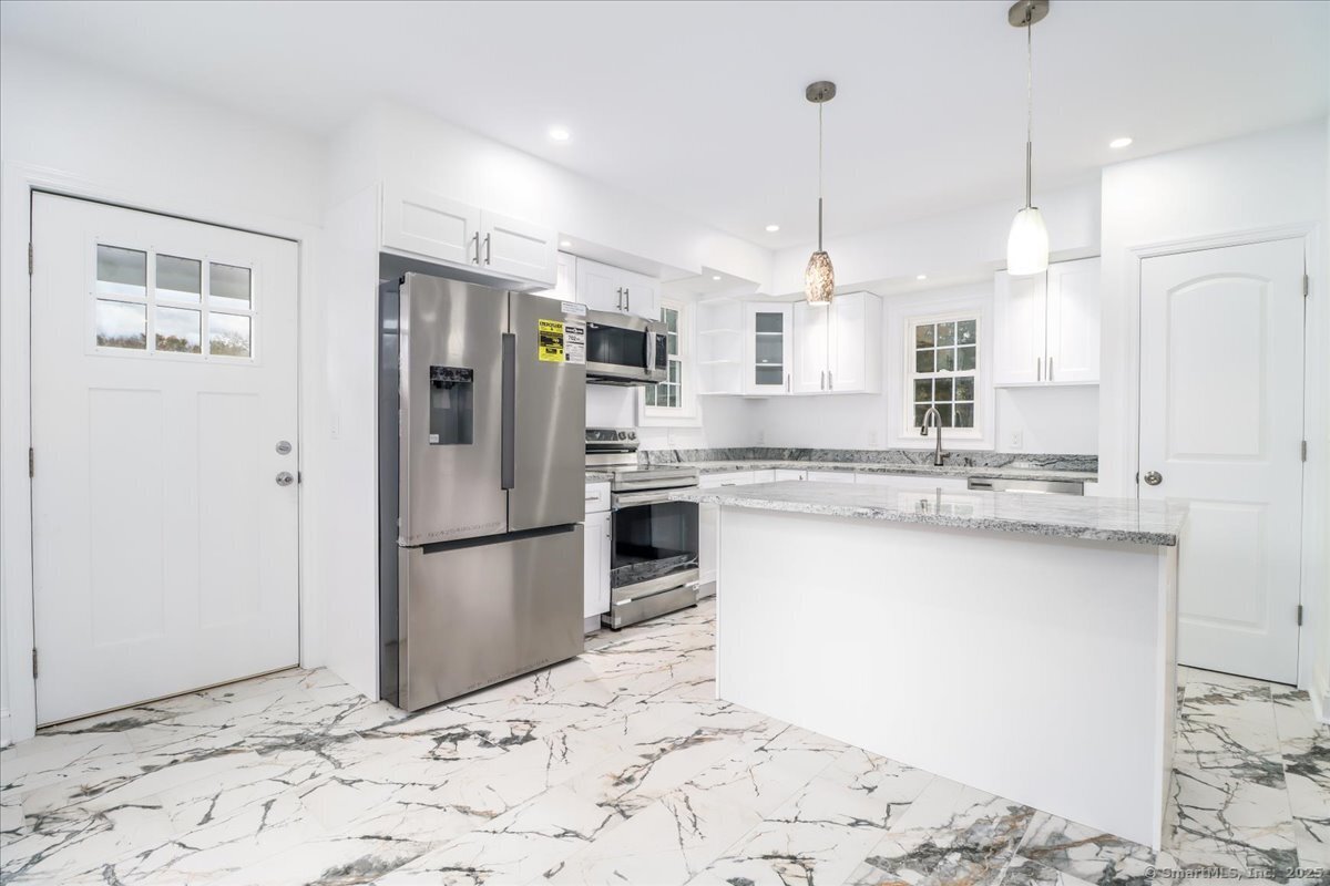 62 Davis Street Danbury CT 06810