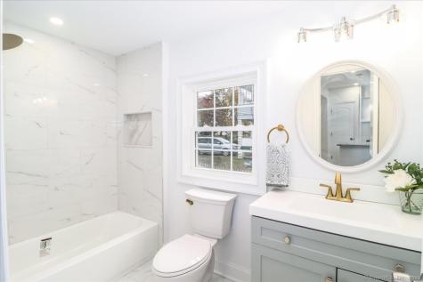 62 Davis Street Danbury CT 06810