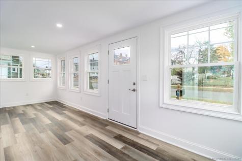 62 Davis Street Danbury CT 06810