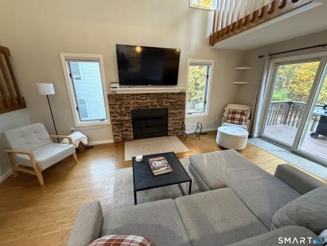 38 Jeffrey Alan Drive Manchester CT 06042