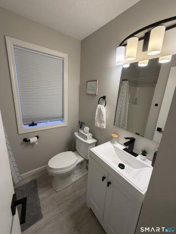 38 Jeffrey Alan Drive Manchester CT 06042