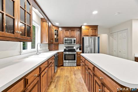 2 Myrica Way Old Lyme CT 06371