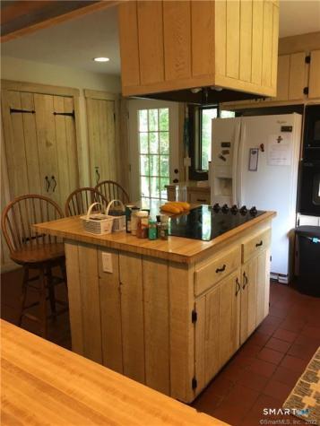 36 Lyons Plain Road Westport CT 06880
