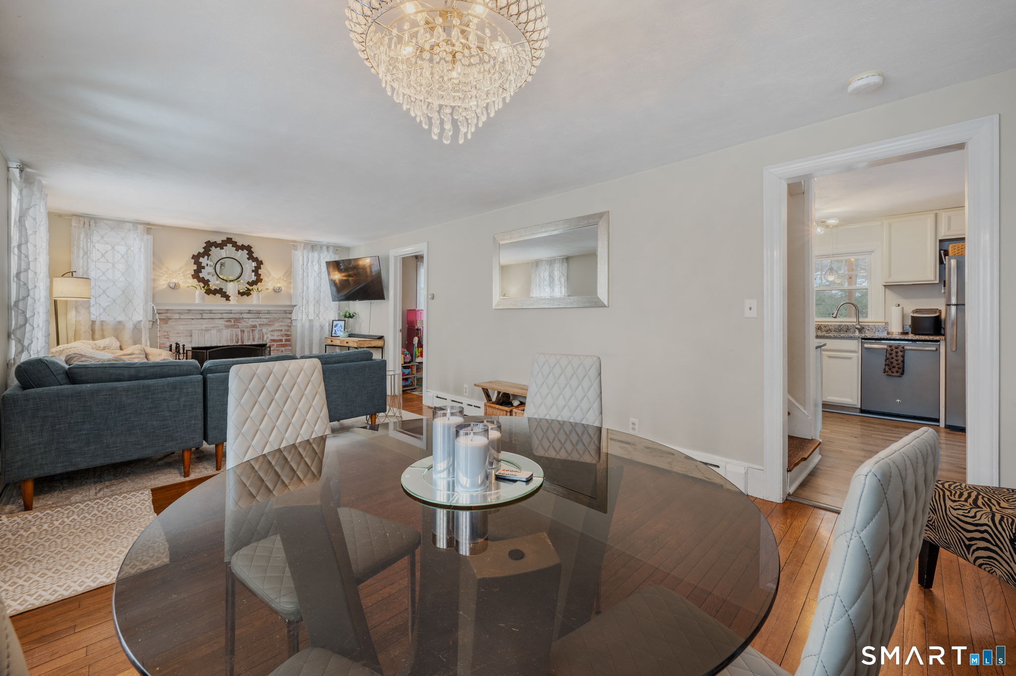 1 Middle Street Waterford CT 06385