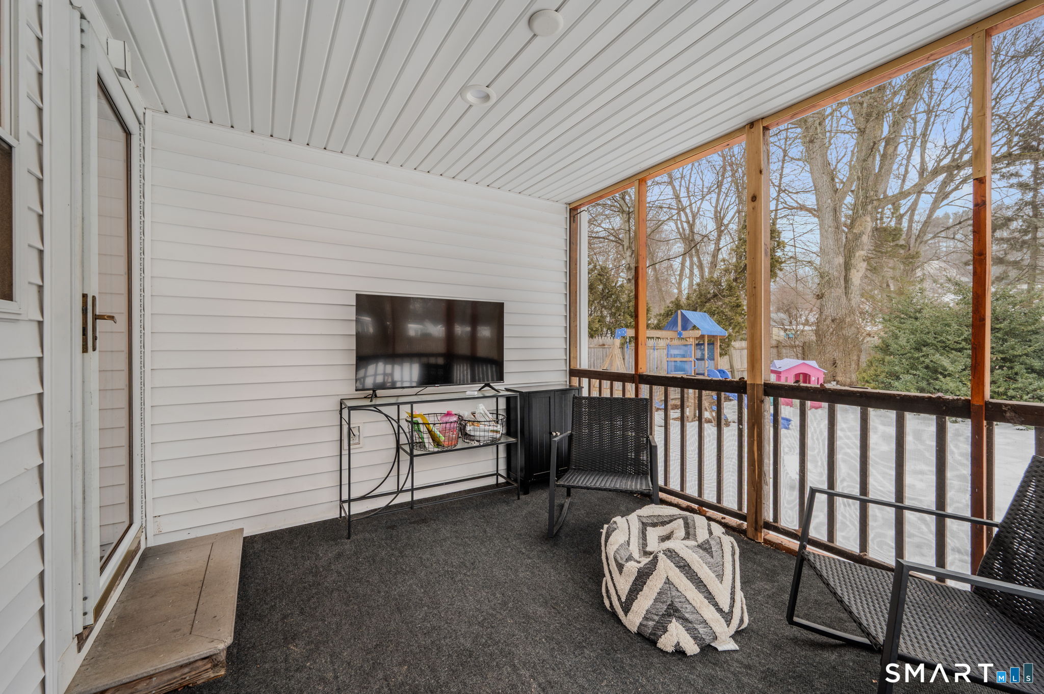 1 Middle Street Waterford CT 06385
