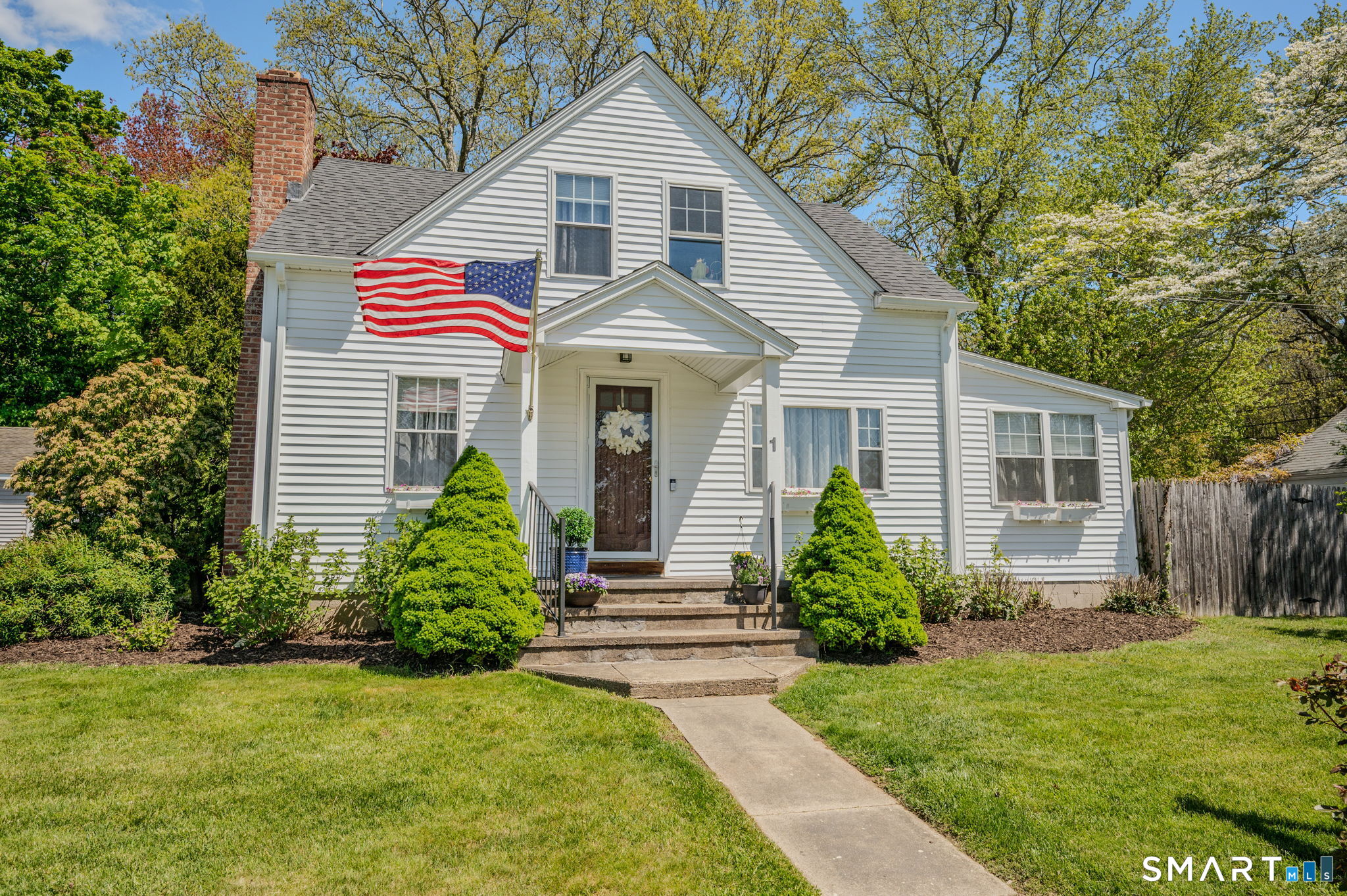1 Middle Street Waterford CT 06385