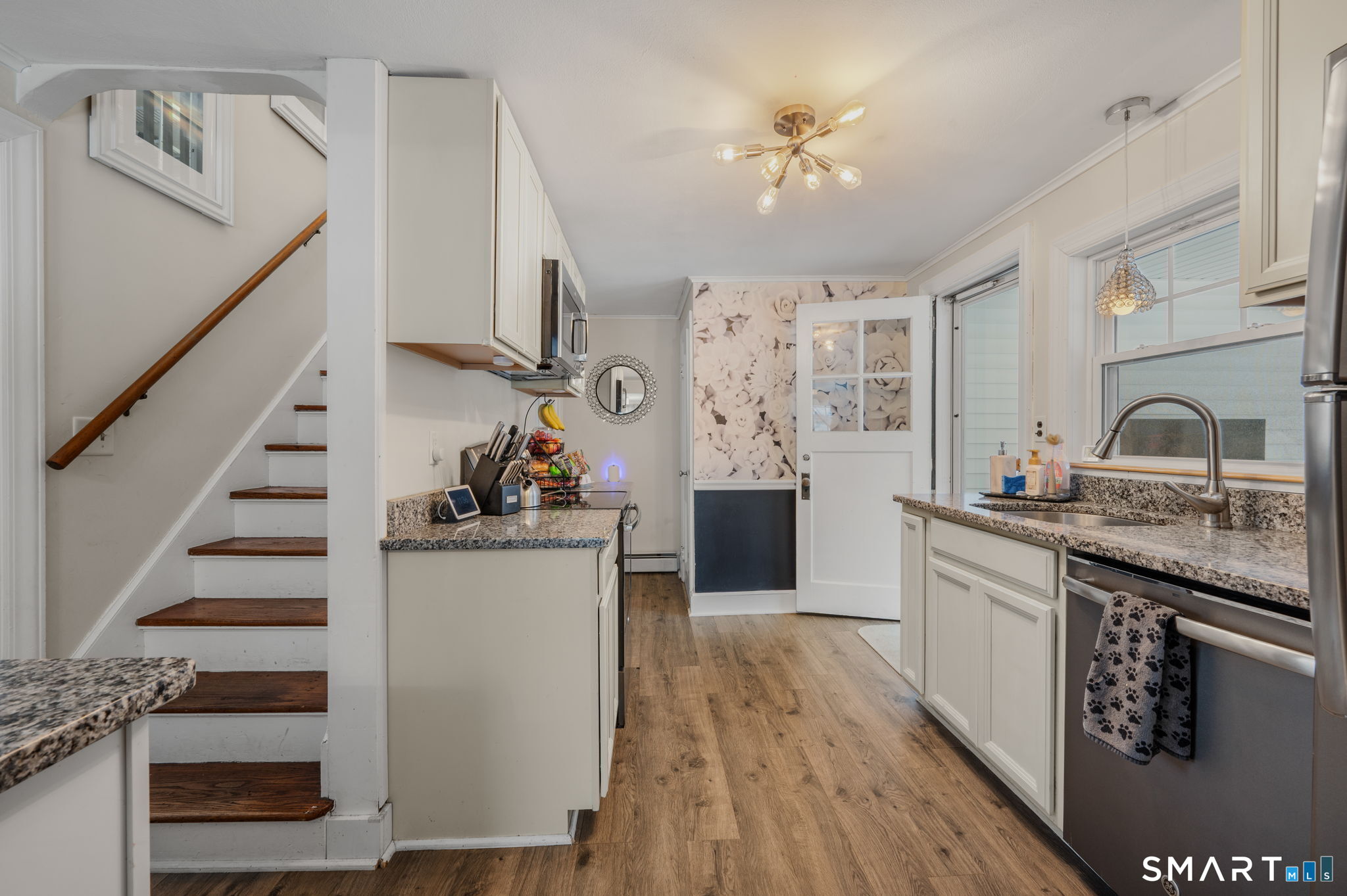 1 Middle Street Waterford CT 06385