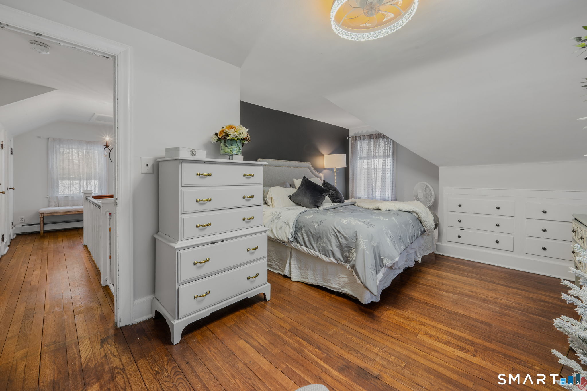 1 Middle Street Waterford CT 06385