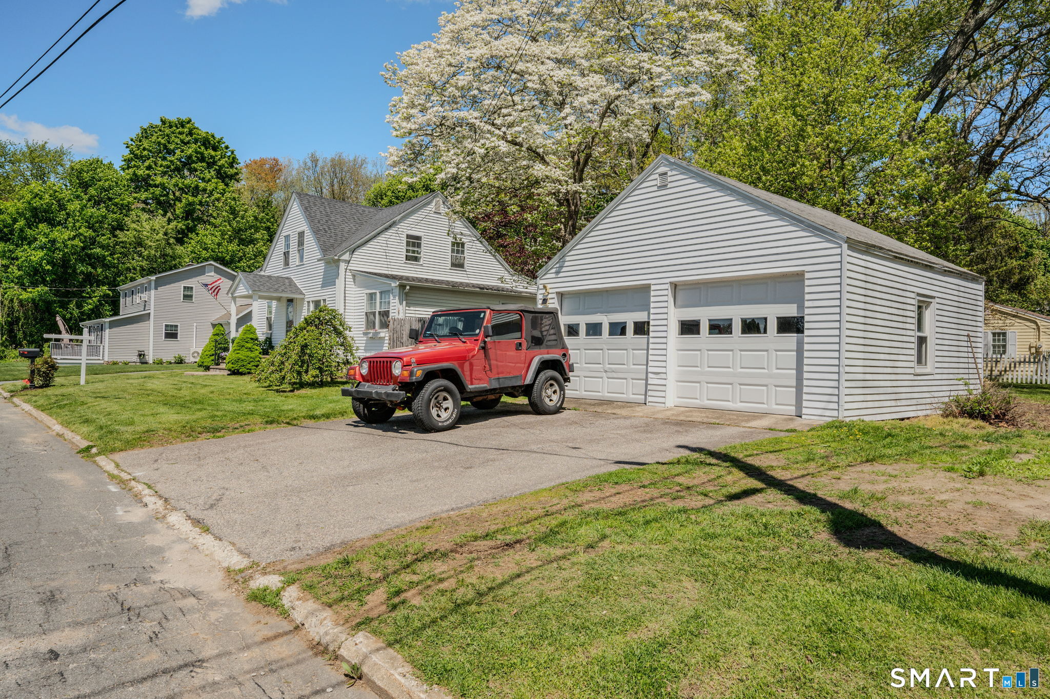 1 Middle Street Waterford CT 06385