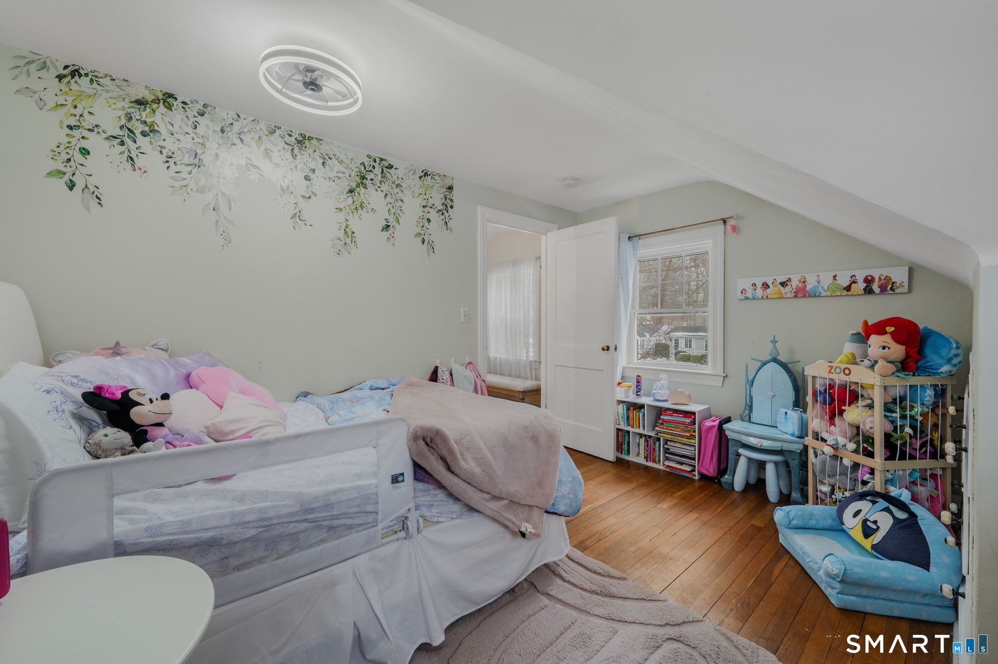 1 Middle Street Waterford CT 06385