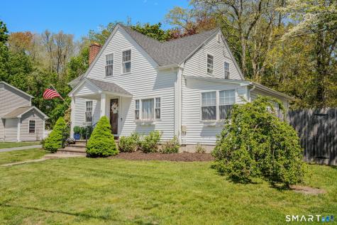 1 Middle Street Waterford CT 06385