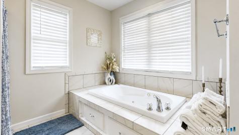 39 Wildemere Avenue Milford CT 06460