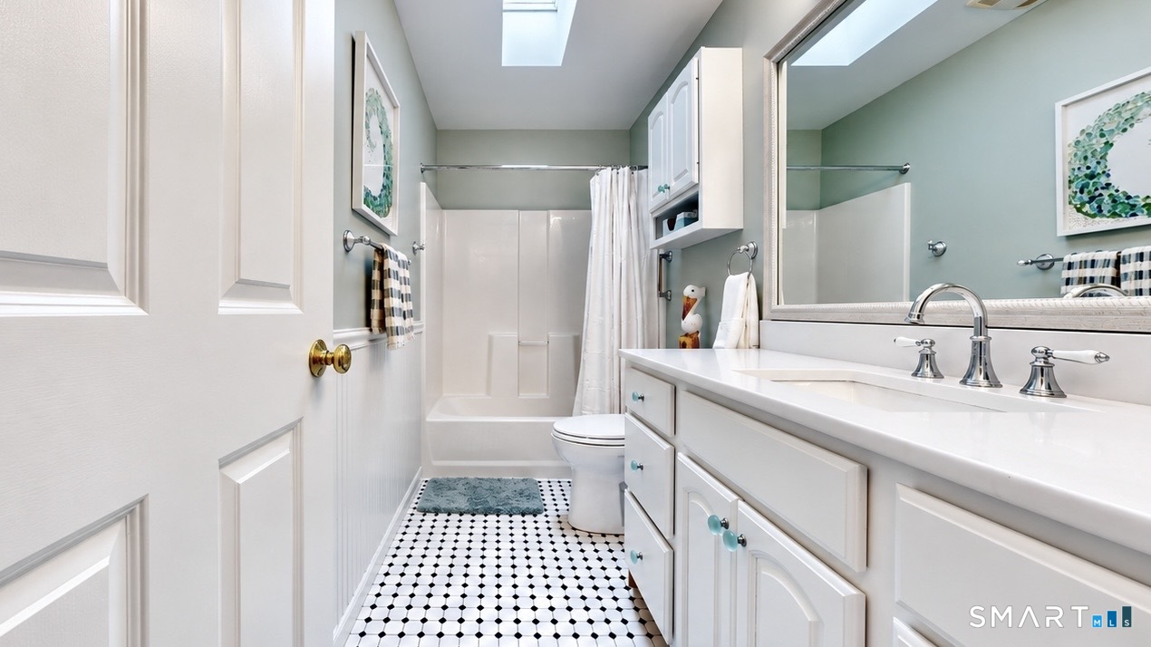 39 Wildemere Avenue Milford CT 06460