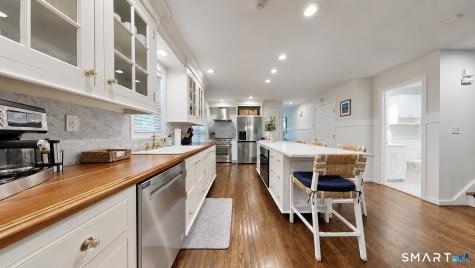 39 Wildemere Avenue Milford CT 06460