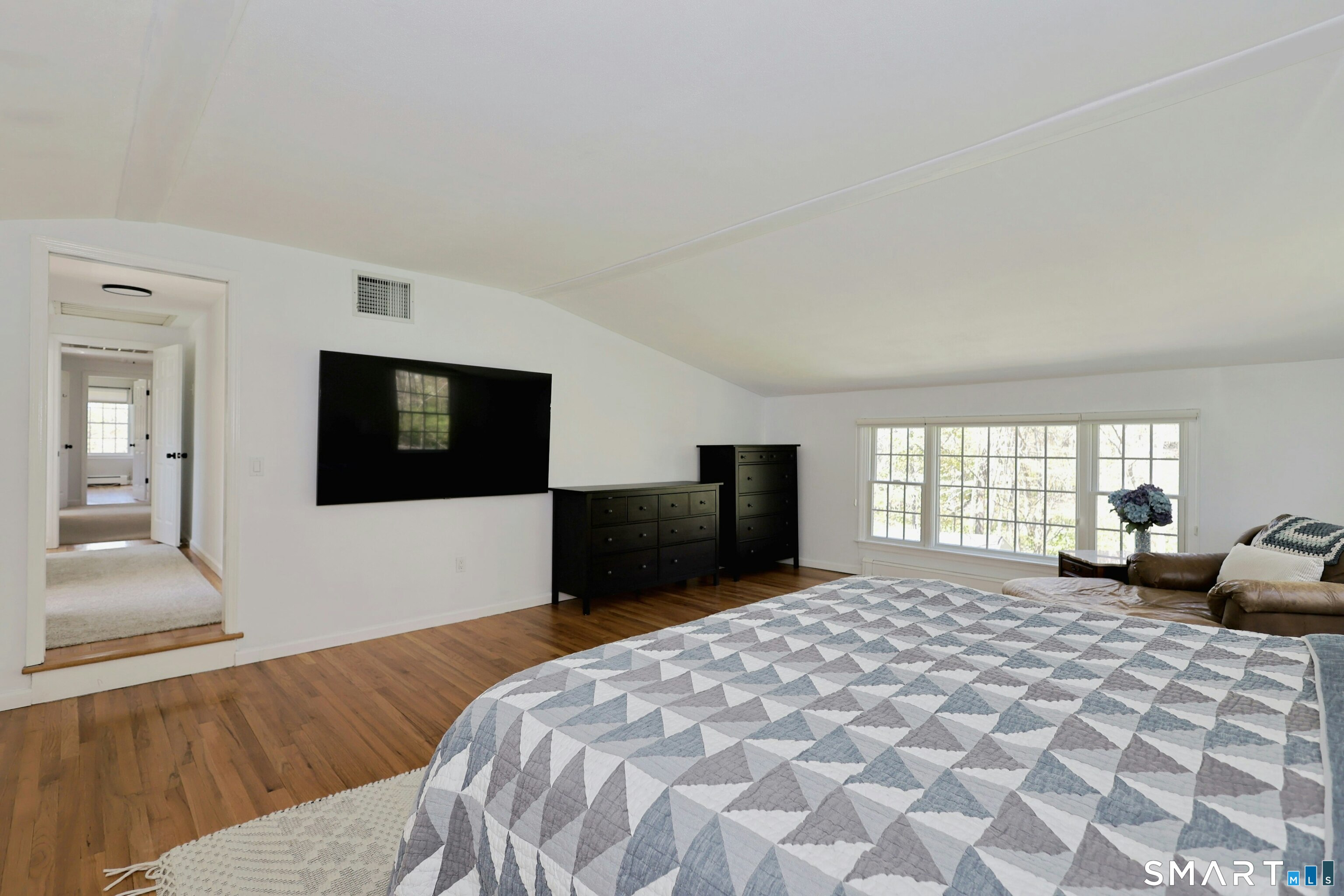 12 Holmes Road Ridgefield CT 06877
