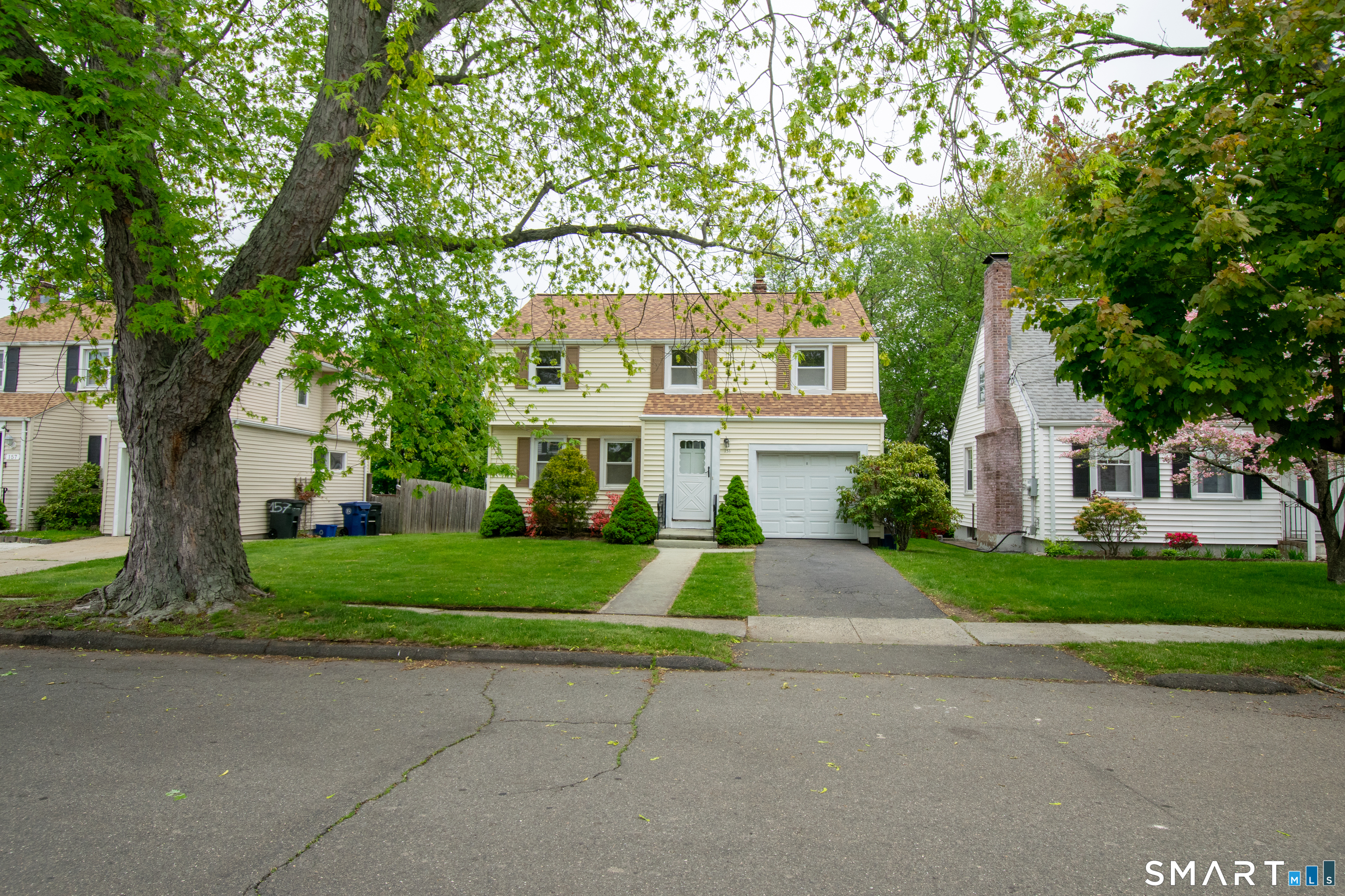 153 Laurel Street West Haven CT 06516
