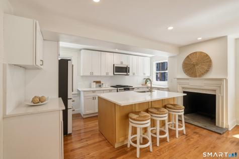 216 Saint John Street New Haven CT 06511
