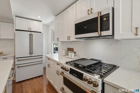 216 Saint John Street New Haven CT 06511