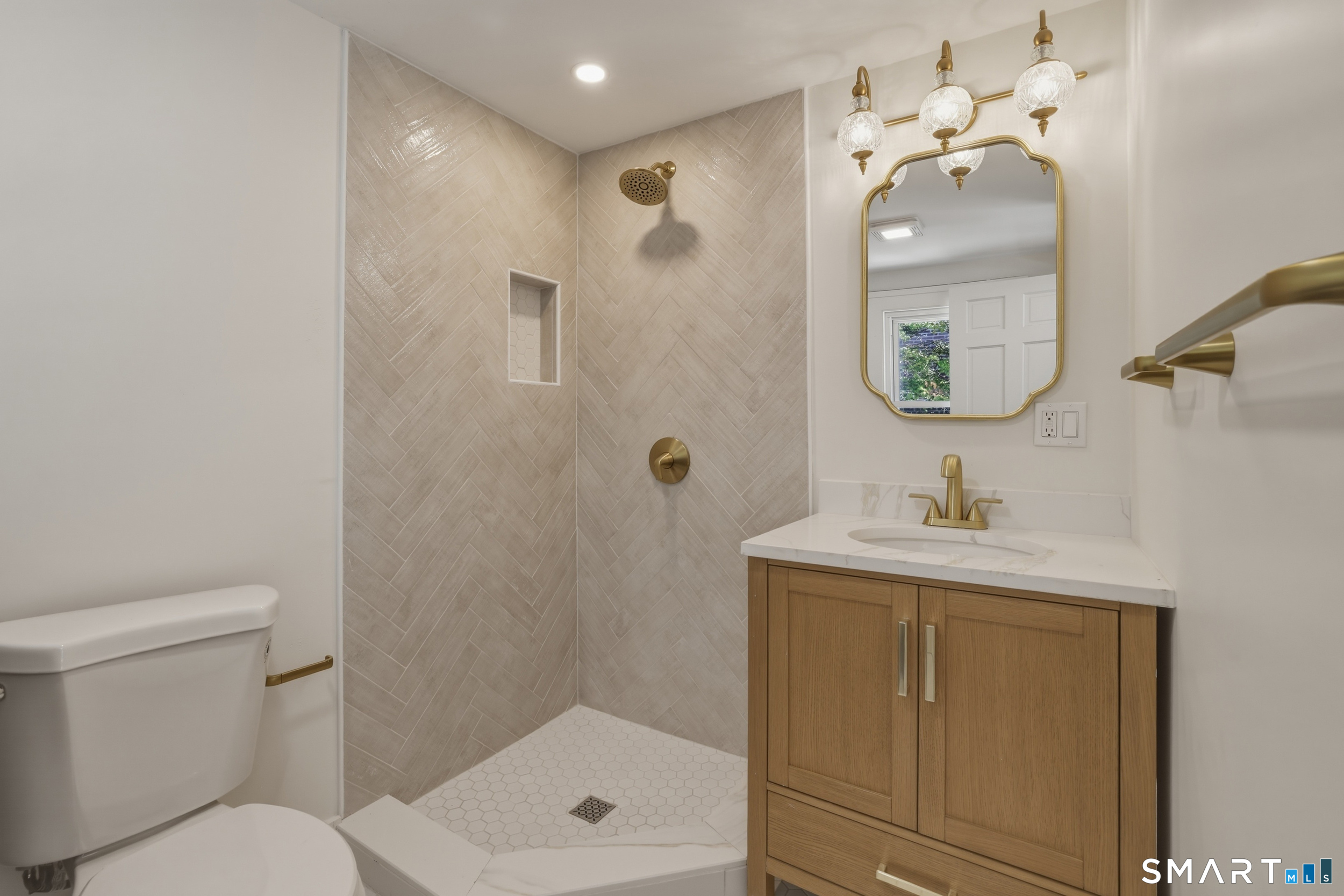 216 Saint John Street New Haven CT 06511