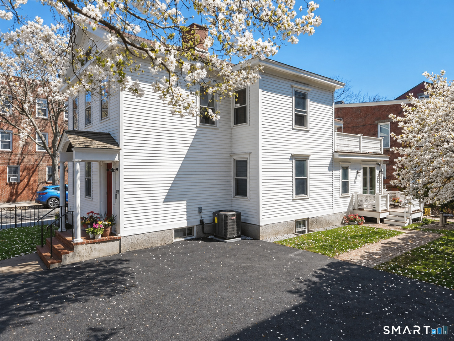 216 Saint John Street New Haven CT 06511