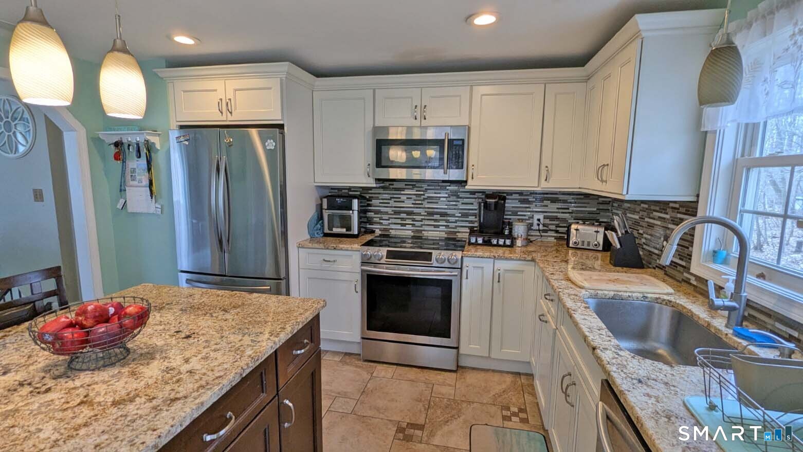 45 Crestwood Drive East Hampton CT 06424