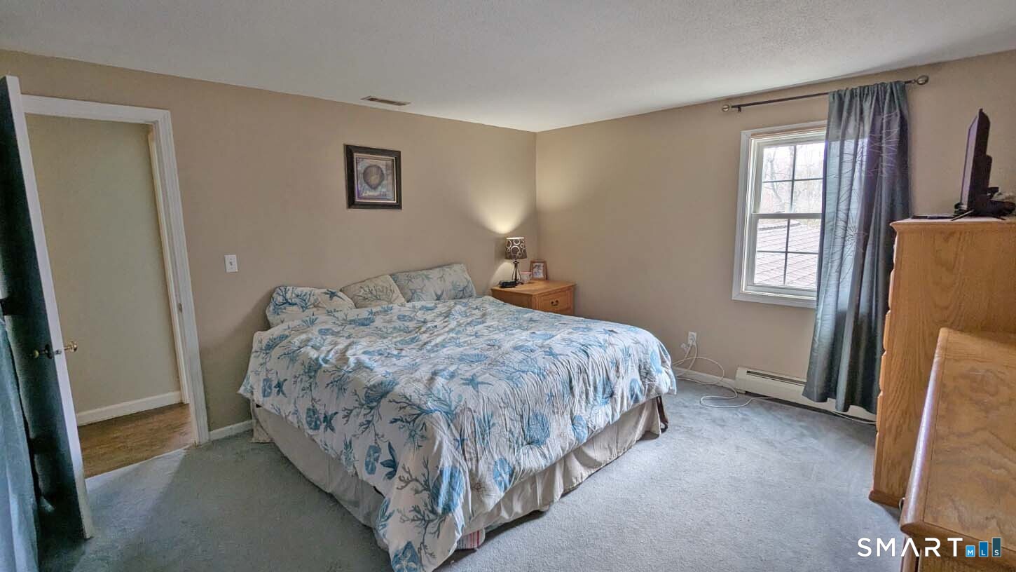 45 Crestwood Drive East Hampton CT 06424