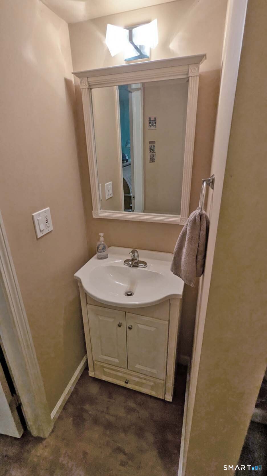 45 Crestwood Drive East Hampton CT 06424