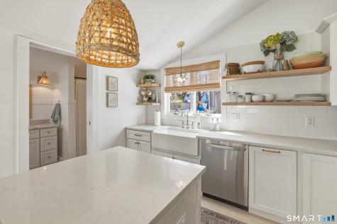 6 Orchard Street East Lyme CT 06357