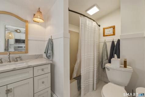 6 Orchard Street East Lyme CT 06357