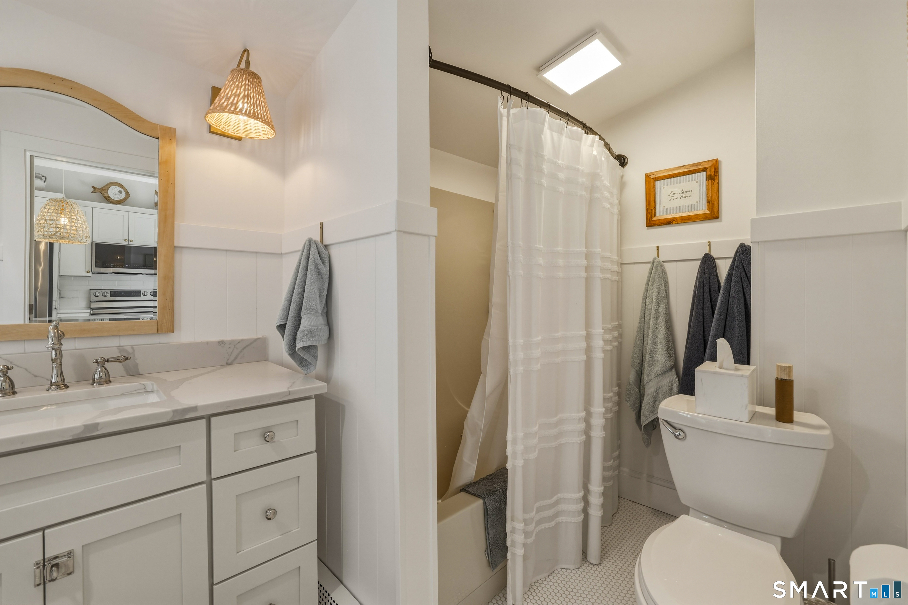 6 Orchard Street East Lyme CT 06357